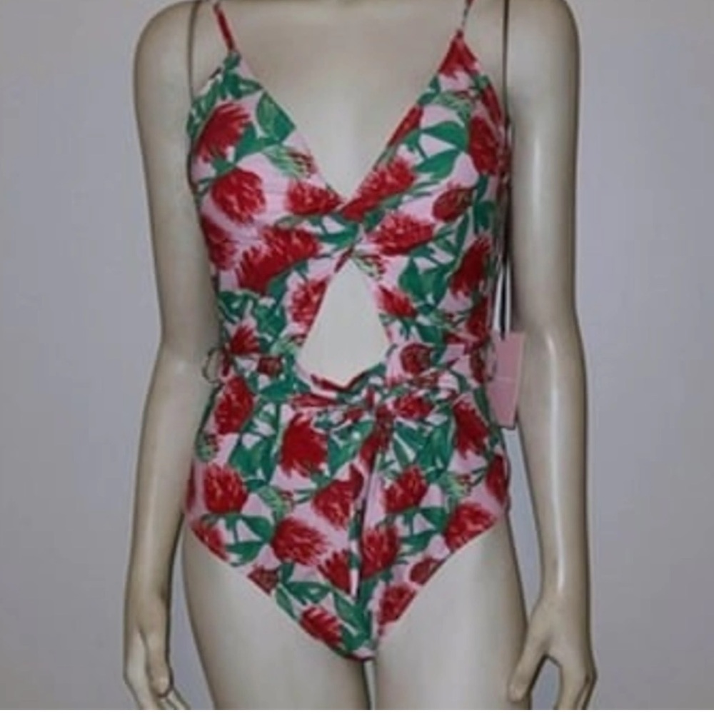 Juicy Couture Floral Twist Front Keyhole One Piece Swimsuit 🆕